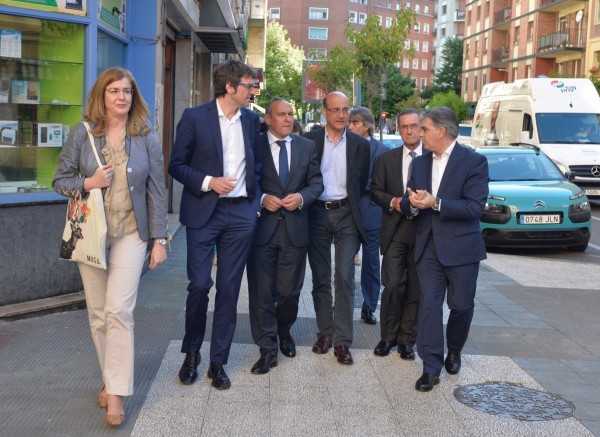 Ekitaldia Vitoria-Gasteizen. Gorka Urtaran, Mikel Legarda, Iñigo Urkullu (2016-06-20)