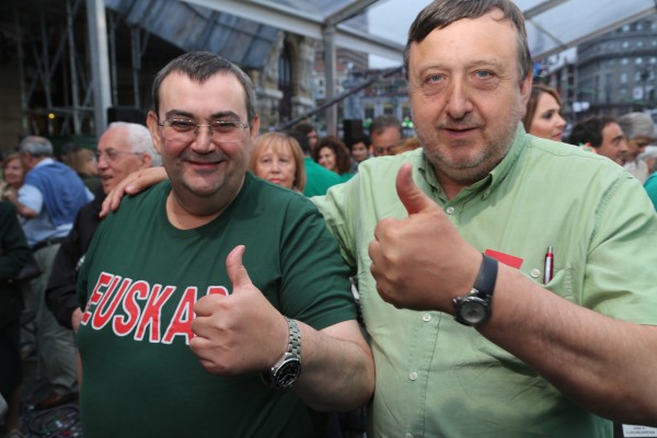 Bilbao. Mitin Plaza Arriaga. Andoni Ortuzar, Iñigo Urkullu, Aitor Esteban, Joseba Agirretxea, Mikel Legarda