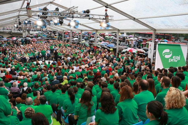 Bilbao. Mitin Plaza Arriaga. Andoni Ortuzar, Iñigo Urkullu, Aitor Esteban, Joseba Agirretxea, Mikel Legarda