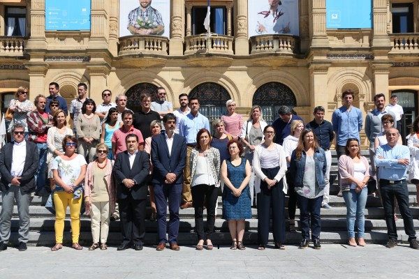 EAJ PNV en las concentraciones en repulsa por el atentado de Niza