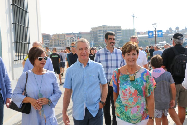 Iñigo Urkullu en las regatas de Donostia 2016