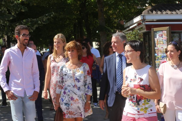 Iñigo Urkullu , Jose Antonio Suso, Josune Irabien, Almudena Otaola, Estibalitz Larrauri, Aroa Cerrada, Iker Ibarrondo, Agurtzane Llano.