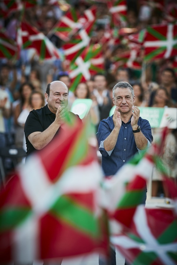Festa-mitina (U Fest). Iñigo Urkullu, Andoni Ortuzar