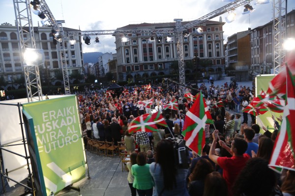 Urkullu, Ortuzar, Atutxa. Mitin. Barakaldo