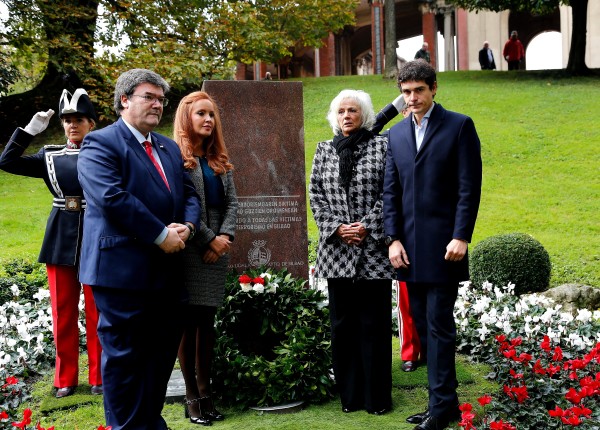 EAJ-PNVren ordezkariak 2016.ko Memoriaren eguneko ekitaldietan - Bilbao