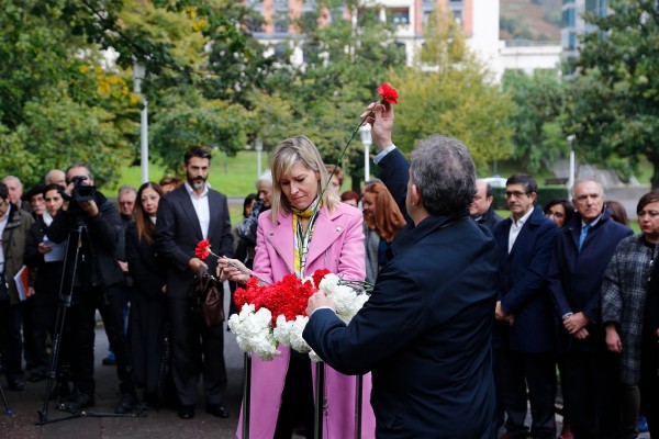 EAJ-PNVren ordezkariak 2016.ko Memoriaren eguneko ekitaldietan - Bilbao