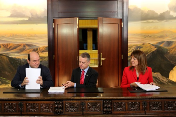 EAJ eta PSEren arteko ituna