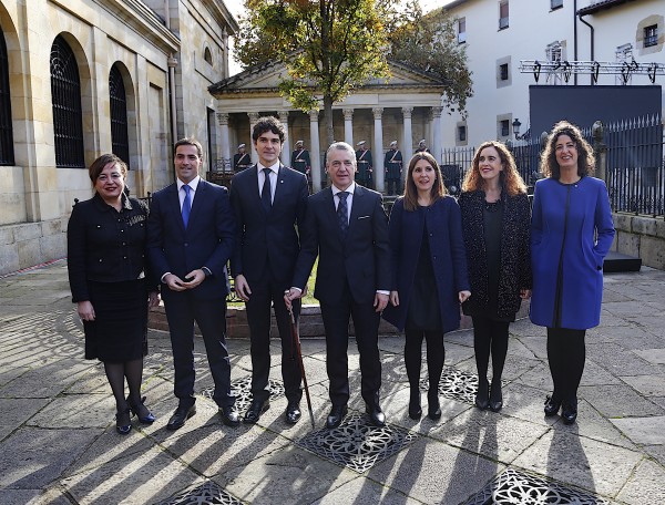 I. Sanchez Robles, I. Pradales, U. Rementeria, I. Urkullu, E. Unzueta, I. Bengoetxea, L. Bilbao (Diputación Foral de Bizkaia)