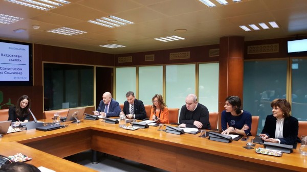 Constitución de las comisiones y elección de las Mesas de la XI. legislatura