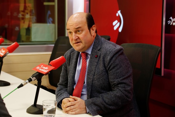 Andoni Ortuzar Radio Euskadiren Boulevard saioan