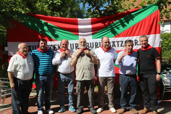 Encuentro de Andoni Ortuzar con afiliados en Burgete