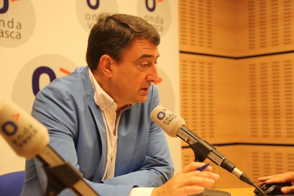 Aitor Esteban en Onda vasca