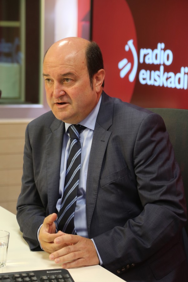 Andoni Ortuzar Radio Euskadi irratian 20170626