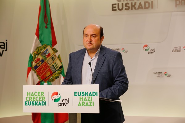 Andoni Ortuzarren adierazpenak Kataluniako egoeraz 