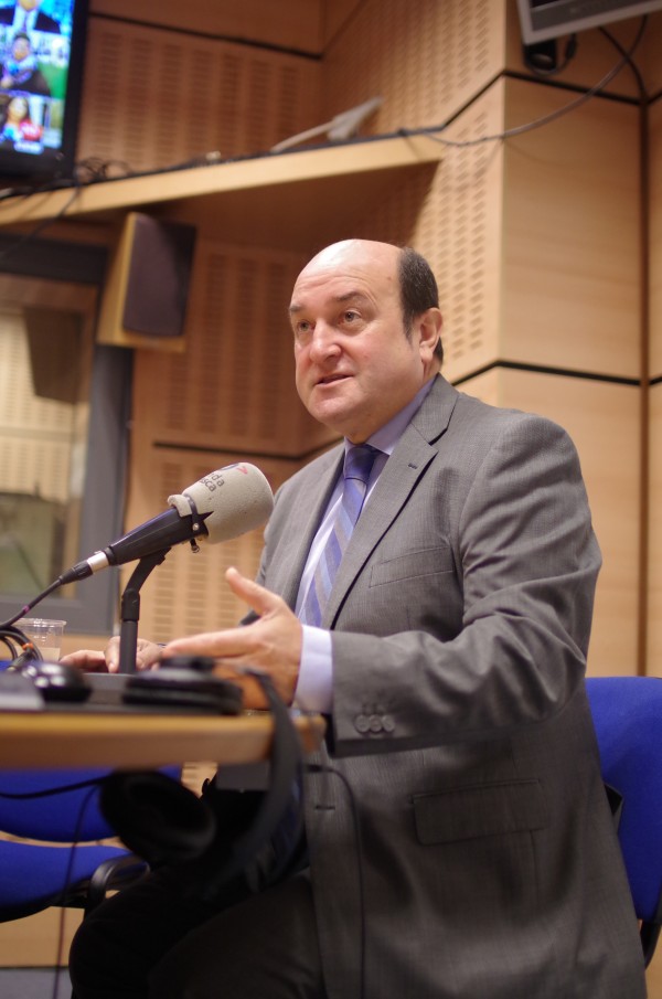 Andoni Ortuzar Onda Vascan