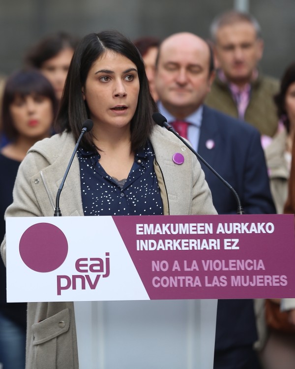 EAJ-PNV se compromete a redoblar sus esfuerzos para combatir la lacra de la violencia contra las mujeres