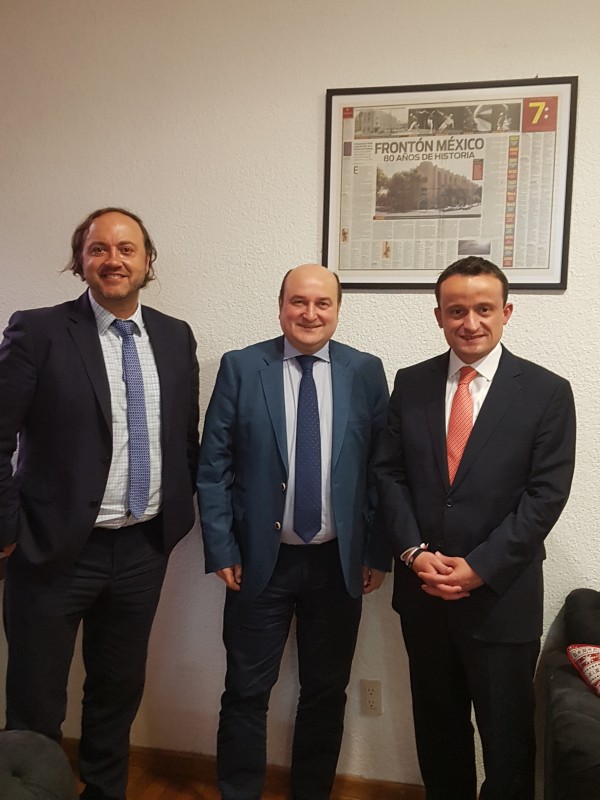 Andoni Ortuzar y Mikel Arriola
