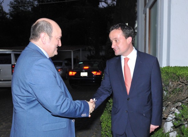 Andoni Ortuzar y Mikel Arriola
