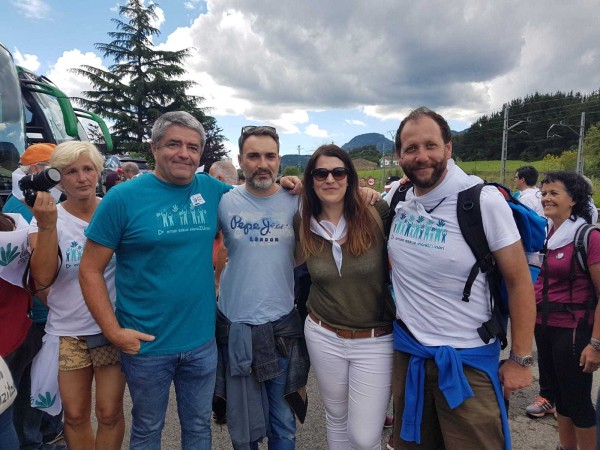 Cadena Humana organizada por Gure esku dago