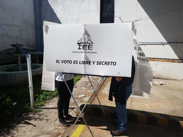 El burukide Mikel Burzako Burzako siguió durante el día en Puebla como observador internacional