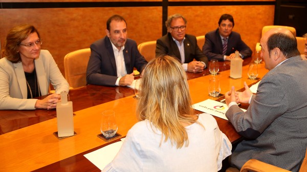 Delegación de Units per Avançar en Sabin Etxea