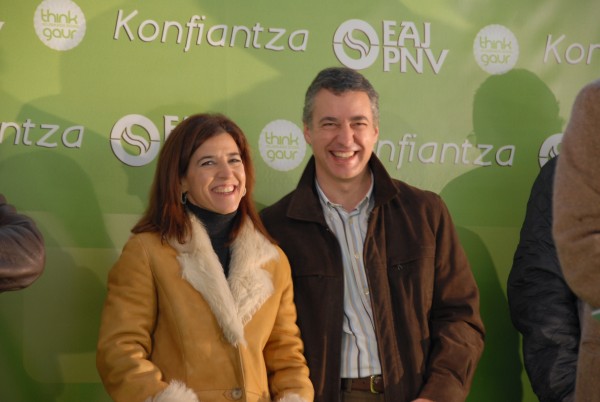 Iñigo Urkullu eta Izaskun Bilbao Begoñako Batzokiaren mendeurrenean