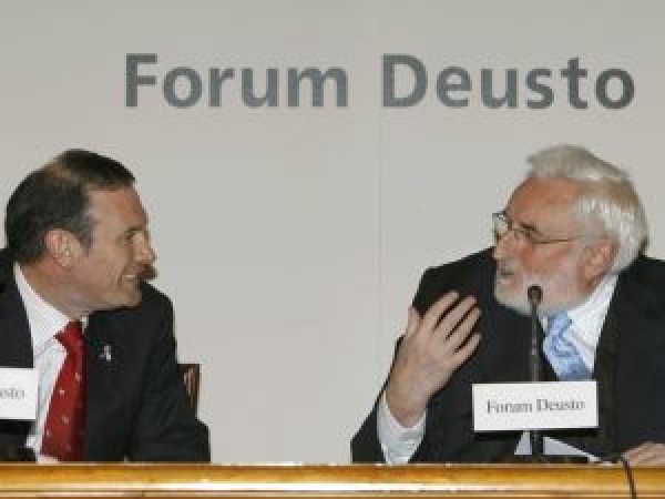 Ibarretxe Deusto Forumean