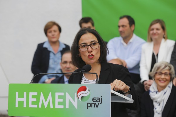 Presentación candidatura Getxo. Imanol Landa, Amaia Agirre, Itxaso Atutxa