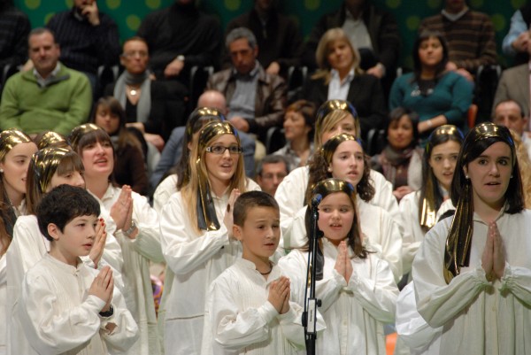 La actuación del coro Gaudeamus de Gernika 