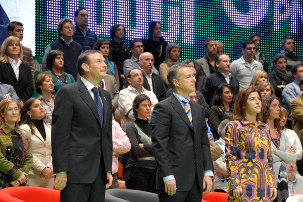 Izaskun Bilbao también ha participado en el acto 