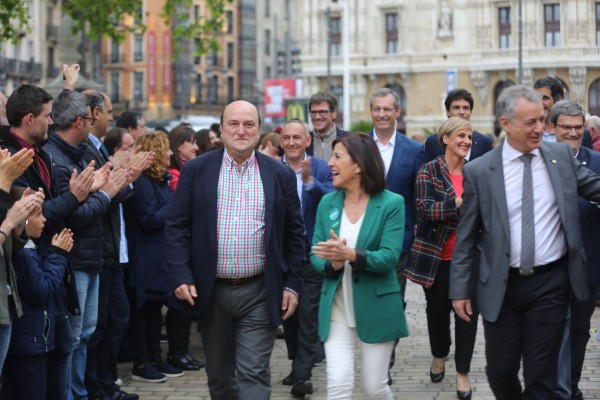 Mitin Bilbao. Fin campaña. Izaskun Bilbao Barandica, Iñigo Urkullu, Andoni Ortuzar