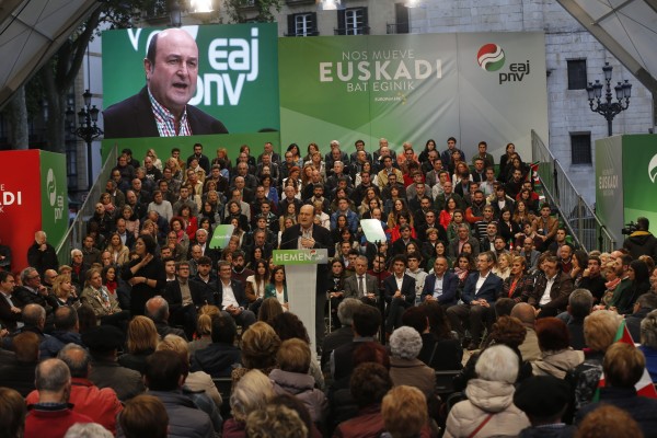 Mitin Bilbao. Fin campaña. Izaskun Bilbao Barandica, Iñigo Urkullu, Andoni Ortuzar