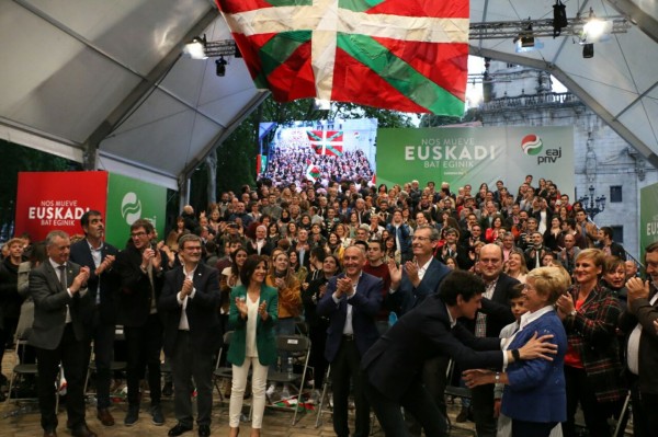 Mitin Bilbao. Fin campaña. Izaskun Bilbao Barandica, Iñigo Urkullu, Andoni Ortuzar