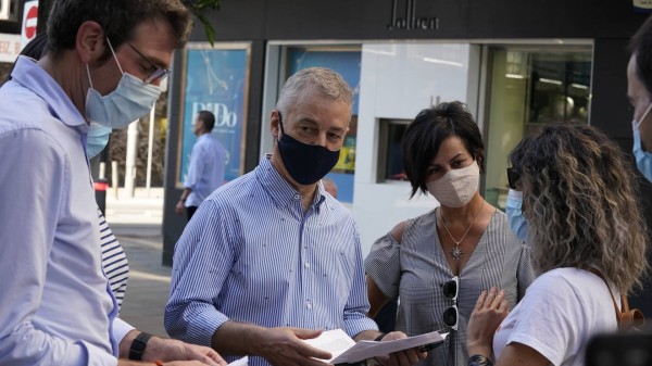 Gasteiztik ibilbidea. Jone Berriozabal, Gorka Urtaran, Iñigo Urkullu.
