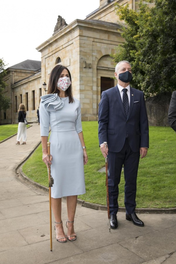 Iñigo Urkullu lehendakariak Gernikako zuhaitzaren azpian egin du karguaren zina - 2020