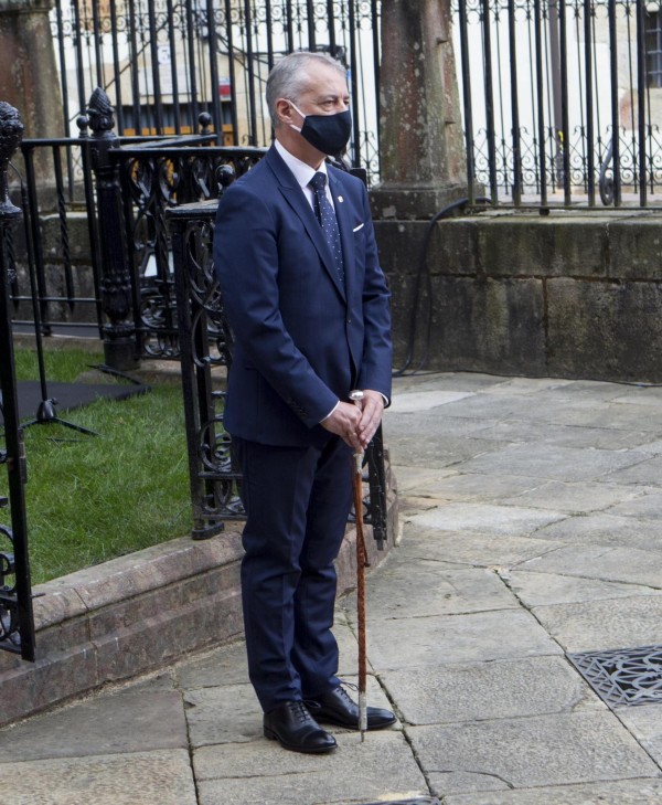 Lehendakari Iñigo Urkullu jura su cargo ante el árbol de Gernika - 2020