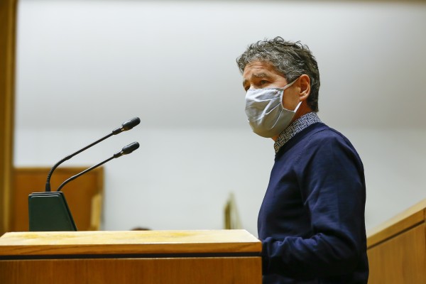 Pleno Ordinario en el Parlamento Vasco (19-11-2020) 