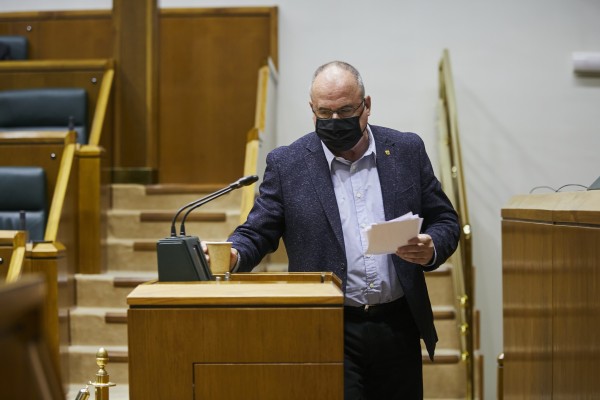 Ohiko Osoko Bilkura Legebiltzarrean (2021-04-15)