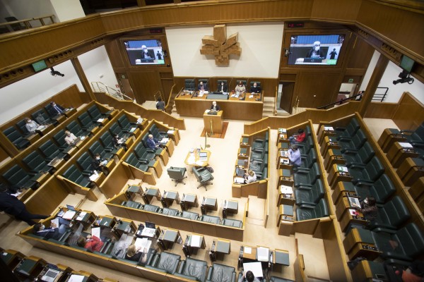 Pleno Ordinario en el Parlamento Vasco (20-05-2021) 