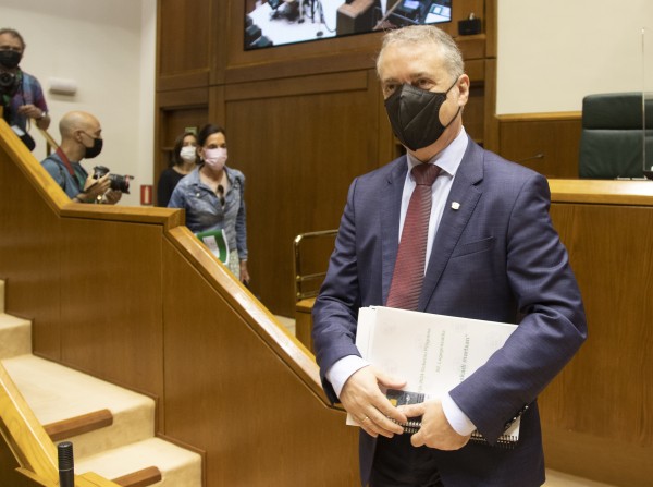 Pleno Ordinario en el Parlamento Vasco (10-06-2021) 