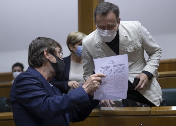 Pleno Ordinario en el Parlamento Vasco (24-06-2021)