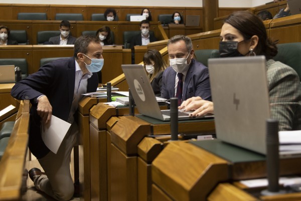 Pleno Ordinario en el Parlamento Vasco (28-10-2021)
