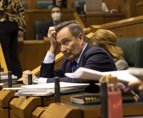 Pleno Ordinario en el Parlamento Vasco (05-05-2022)