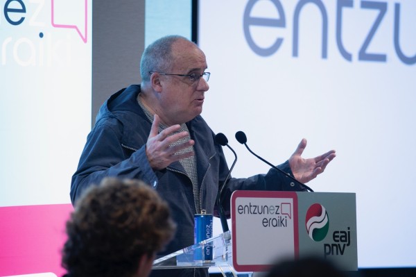 Entzunez Eraiki - Donostia