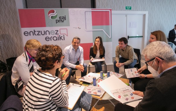 Entzunez Eraiki - Donostia