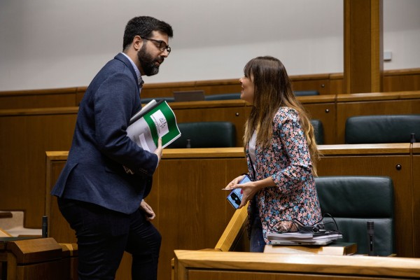 Pleno Ordinario en el Parlamento Vasco (12-05-2022)