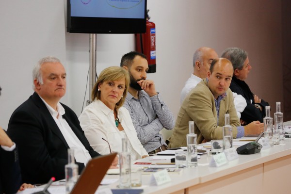 Entzunez Eraiki - Los retos de futuro del sistema institucional vasco