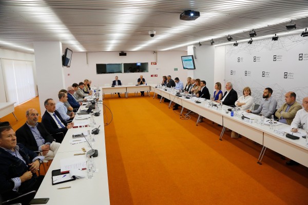  Entzunez Eraiki - Los retos de futuro del sistema institucional vasco
