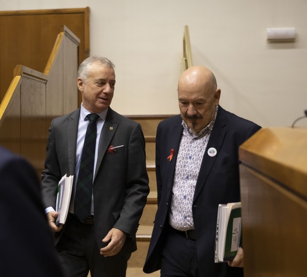 Pleno Ordinario en el Parlamento Vasco (01-12-2022)