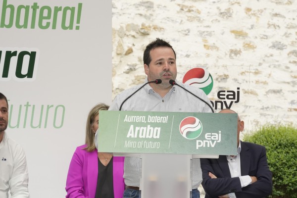 Encuentro de las candidaturas de Aiara